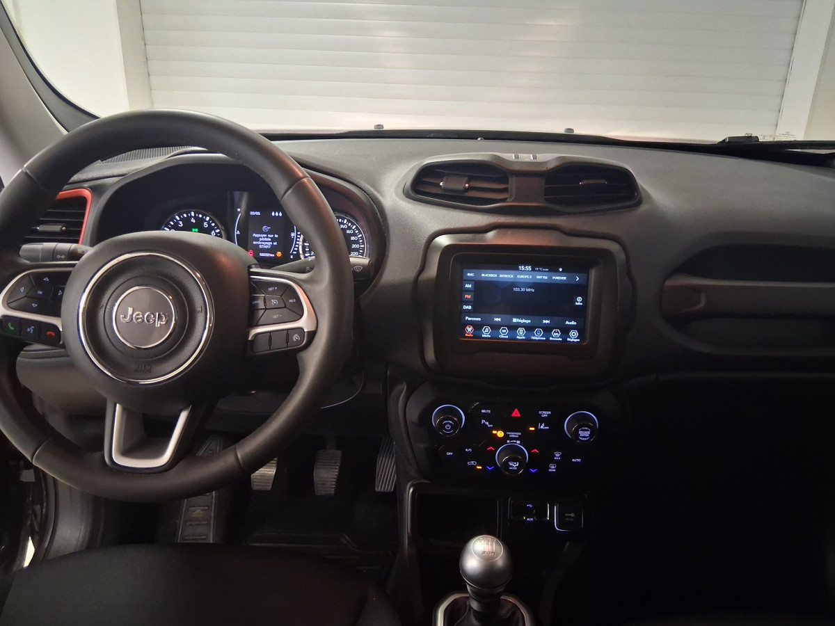 Image véhicule  Jeep RENEGADE (7)