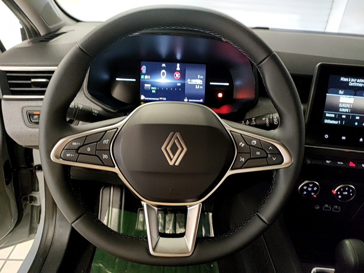 Image véhicule  Renault Clio (5) (6)