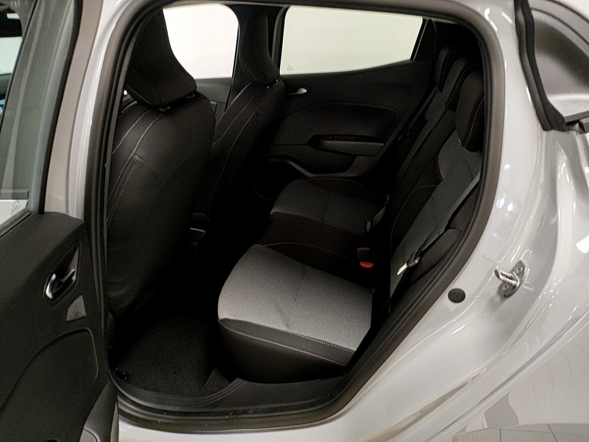 Image véhicule  Renault Clio (5) (13)