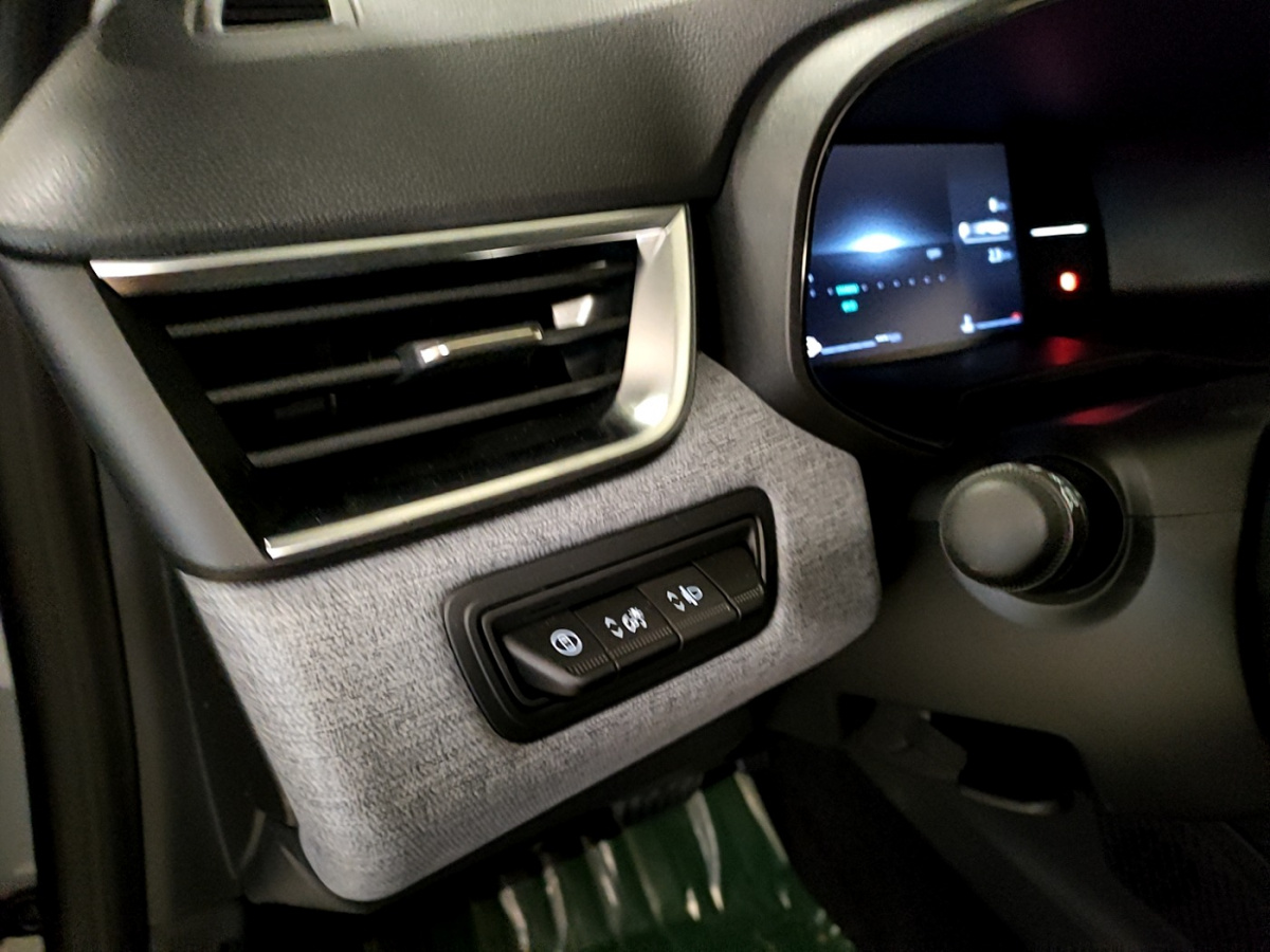 Image véhicule  Renault Clio (5) (9)