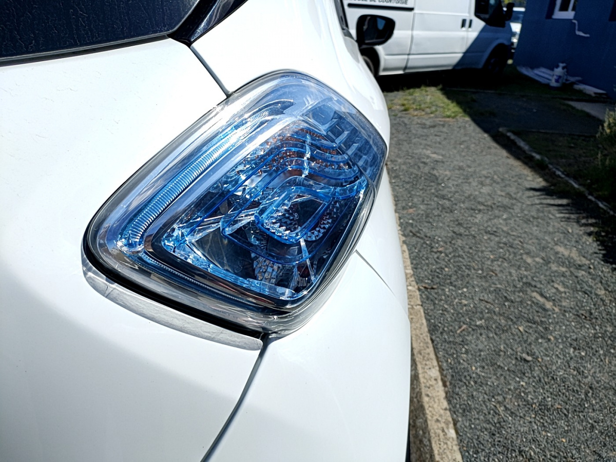 Image véhicule Renault ZOE (18) Image véhicule Renault ZOE (18)