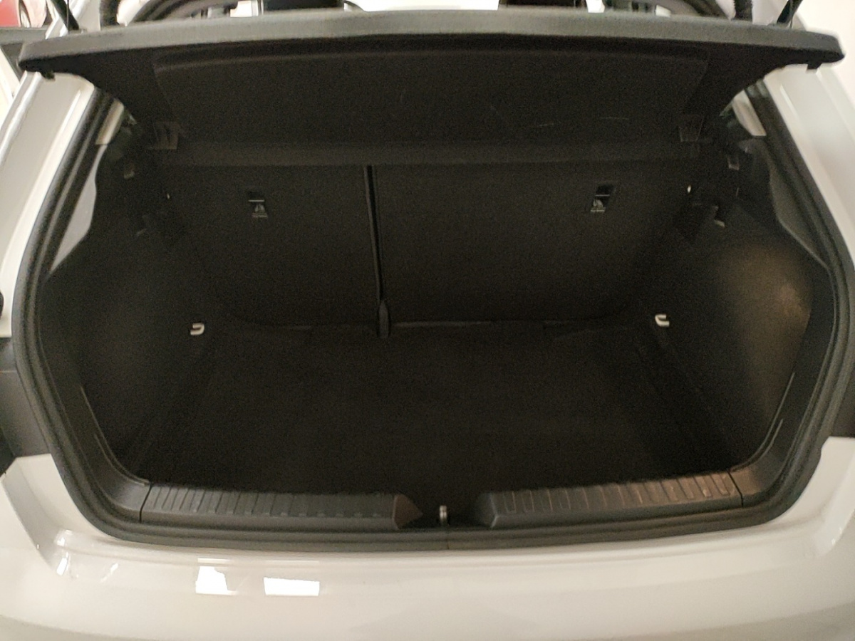 Image véhicule  Audi A1 Sportback (2) (14)