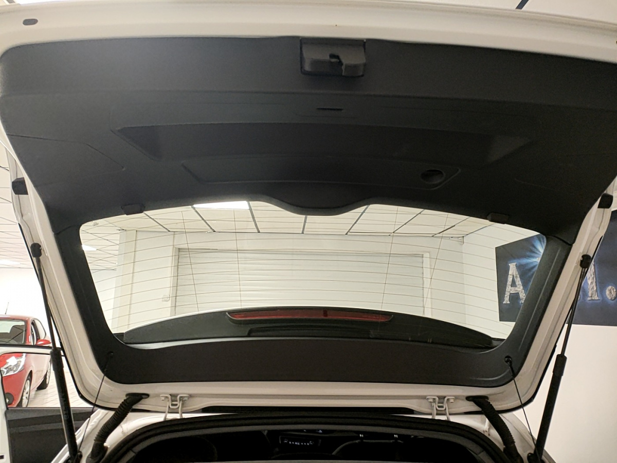 Image véhicule  Audi A1 Sportback (2) (15)