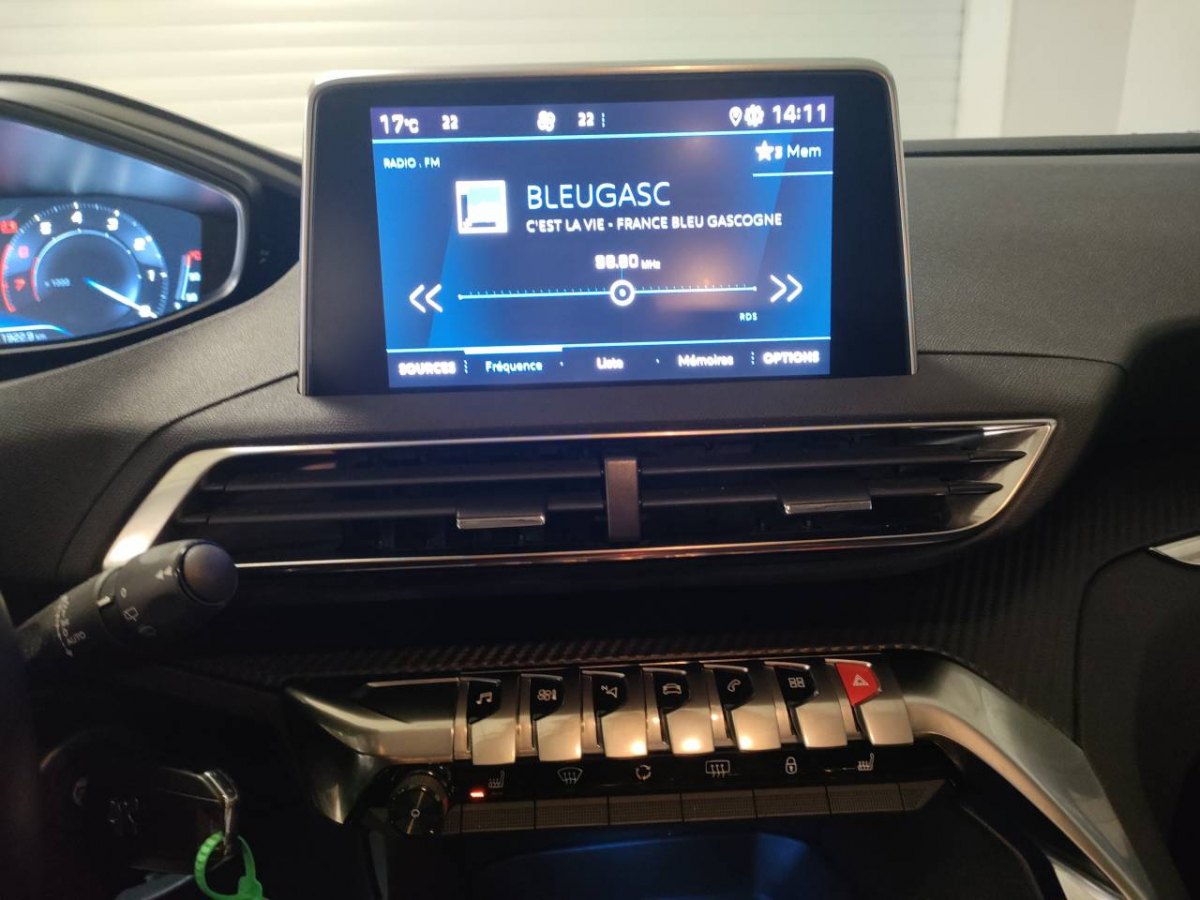 Image véhicule  Peugeot 5008 (2) (9)