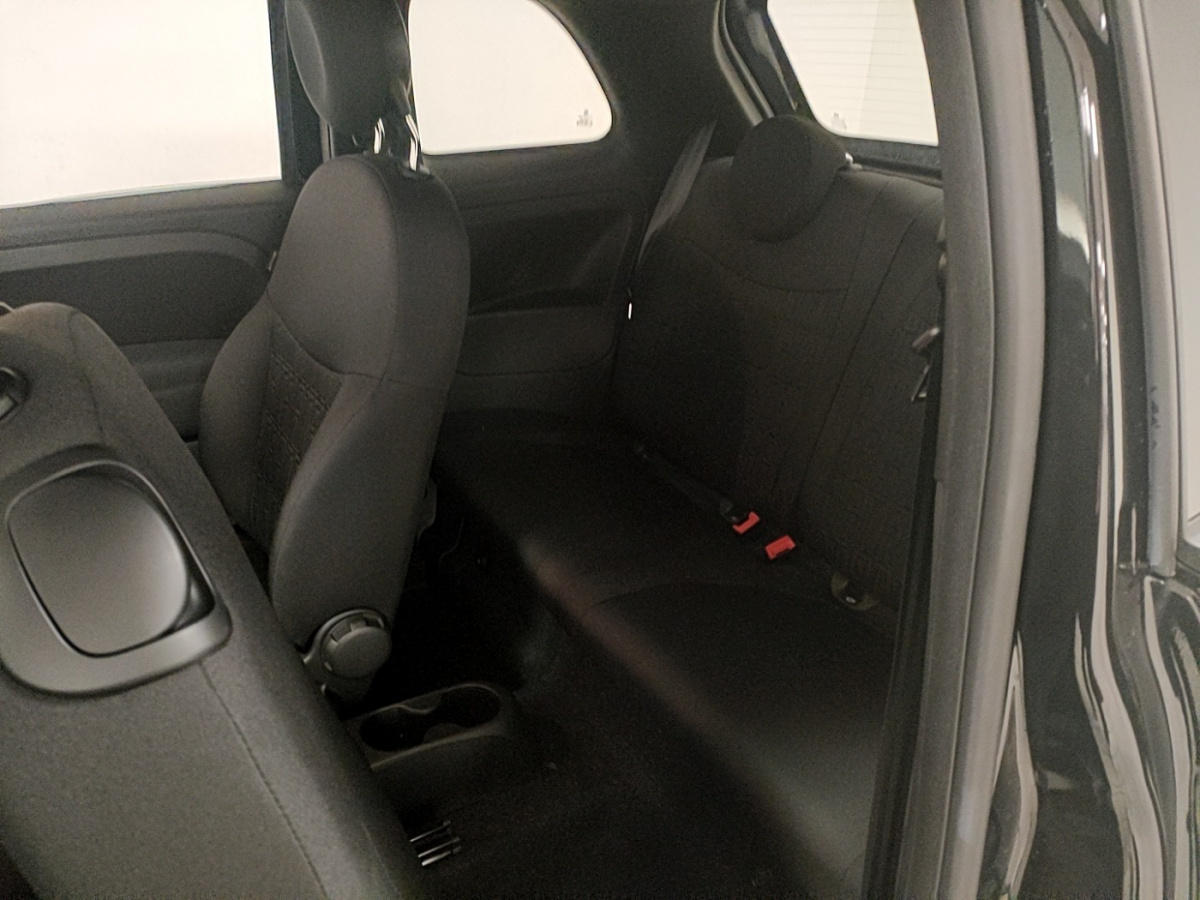 Image véhicule  Fiat 500 (2) (13)