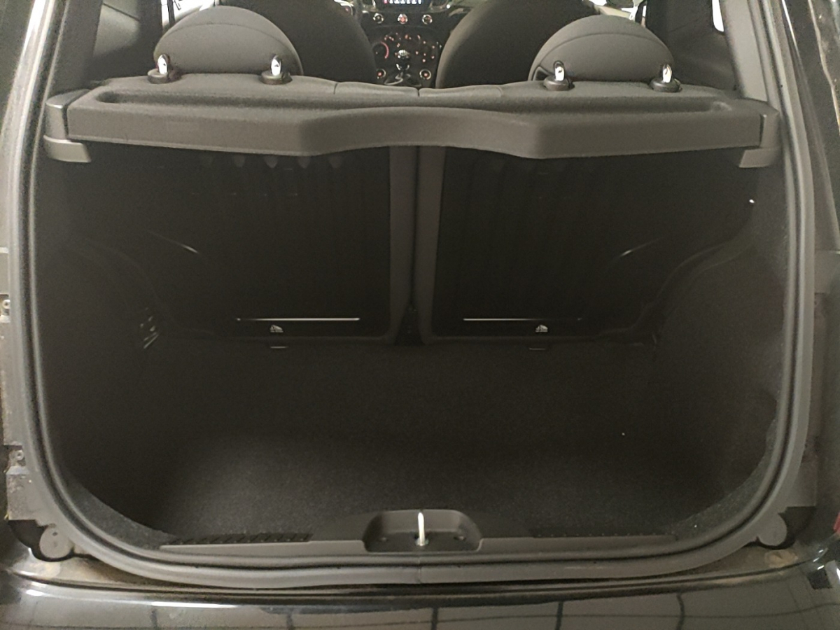 Image véhicule  Fiat 500 (2) (14)