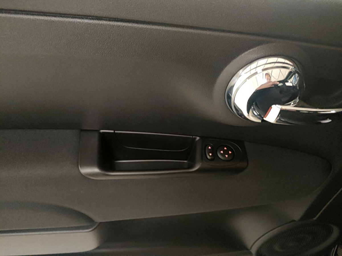 Image véhicule  Fiat 500 (2) (10)